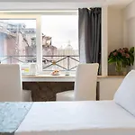 Pantheonview - Luxury Suites