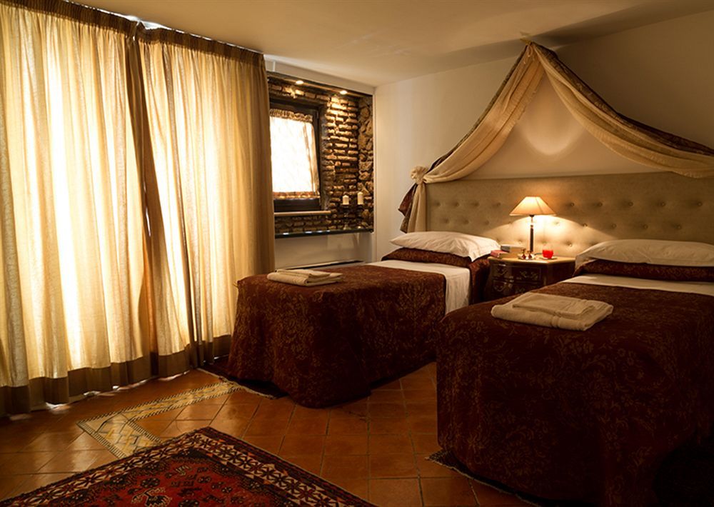 Bed & Breakfast Pantheonview - Luxury 2*