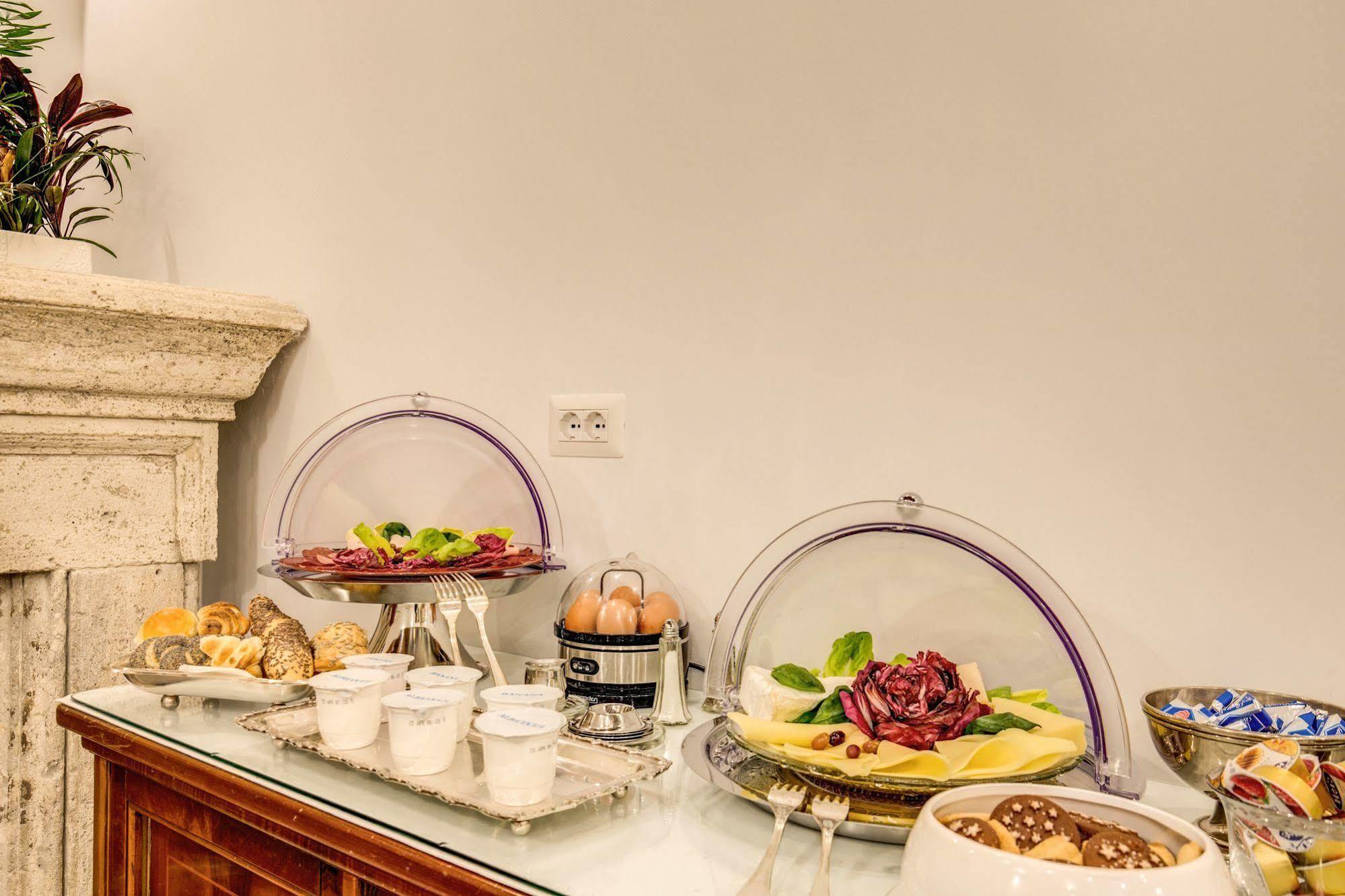 Bed & Breakfast Pantheonview - Luxury 2*